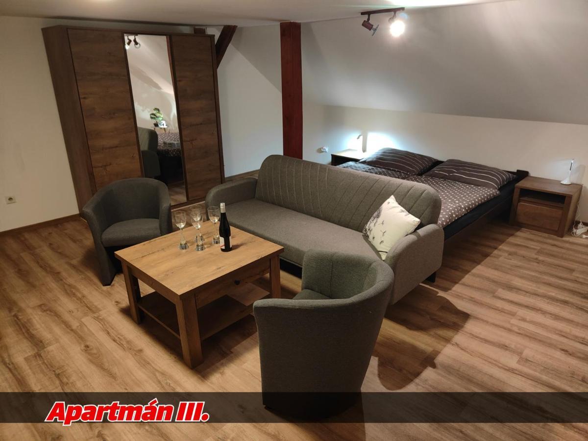 Apartmany Na Ceste Desna  Exterior photo